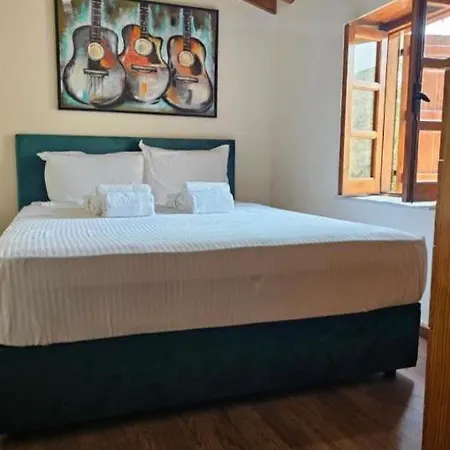 Stonehouse Otel Monagri