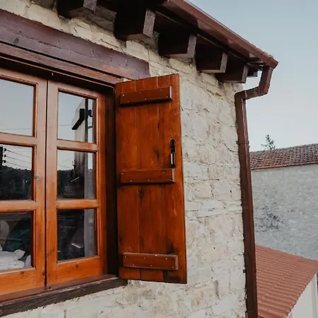 Stonehouse Hotel Monagri