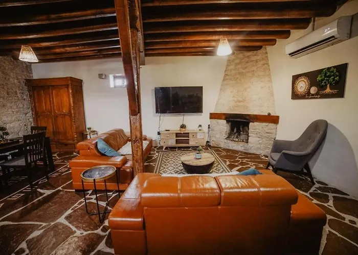 Stonehouse 4* Monagri